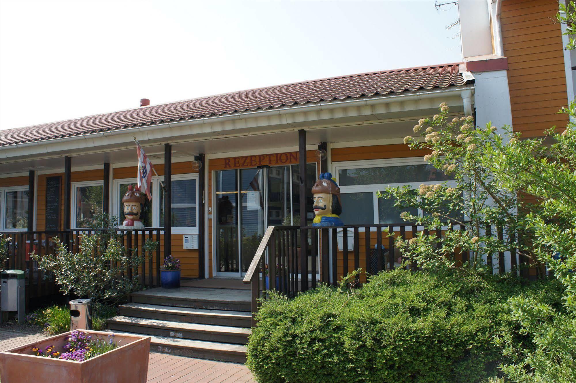 Schwedenhaus วิสมาร์ ภายนอก รูปภาพ